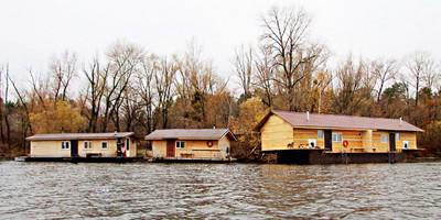 Спортивно-оздоровчий комплекс «Боксер» - лазні на воді відгуки, лазня/сауна Київ Дніпровський район Гідропарк, 800 метрів від Венеціанського моста, фото, адреса з картою проїзду.